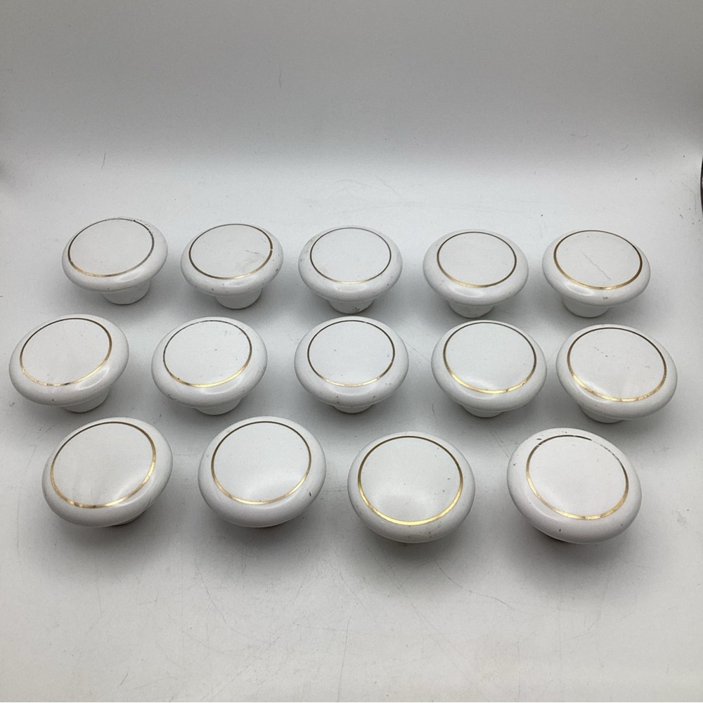 14 White w/ Gold Round 1.5” Ceramic Porcelain Cabinet Drawer Knobs Pulls